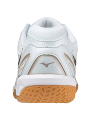 Load image into Gallery viewer, Mizuno Wave Fang Pro Badminton Shoes
